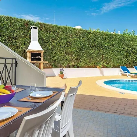 Guia Sleeps 4 Air Con Wifi Villa Guia (Faro)