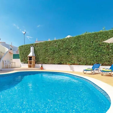 Guia Sleeps 4 Air Con Wifi Villa Guia (Faro)