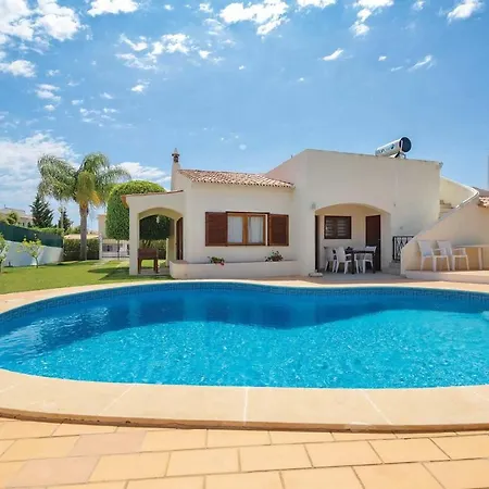 Guia Sleeps 4 Air Con Wifi Willa Guia (Faro)